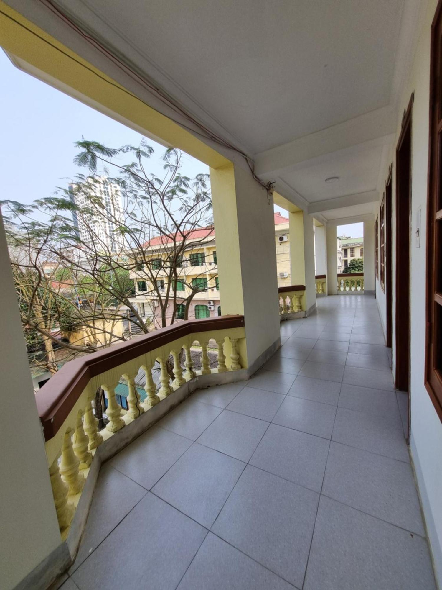 Hotel Khach San Vien Dong Cửa Lò Esterno foto